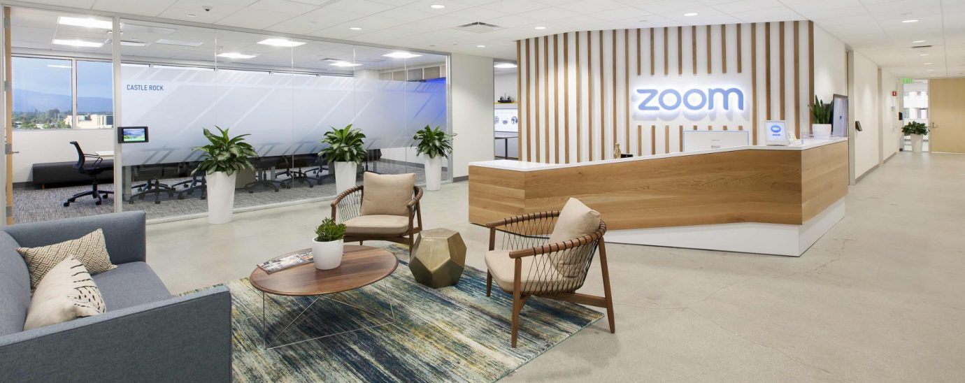 Zoom has announced that it is preparing for a hybrid approach to return to the workplace, strategically mixing remote and in-office work.
